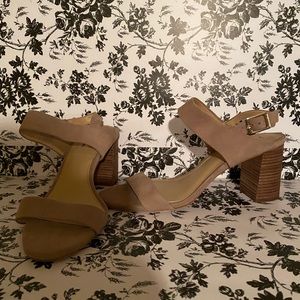 Antonio Melani Beige Leather Sandals sz 10